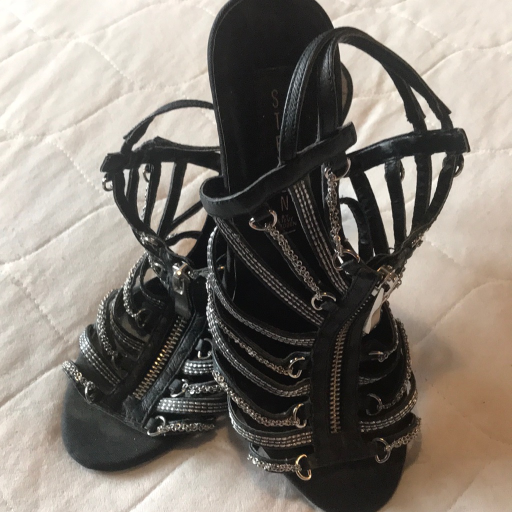 Steven Zipper And Chain Heels